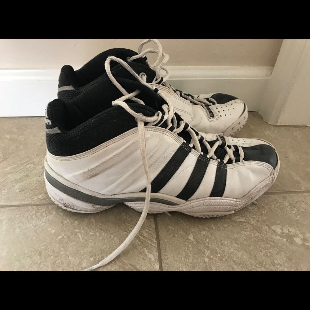 womens basketball court shoes